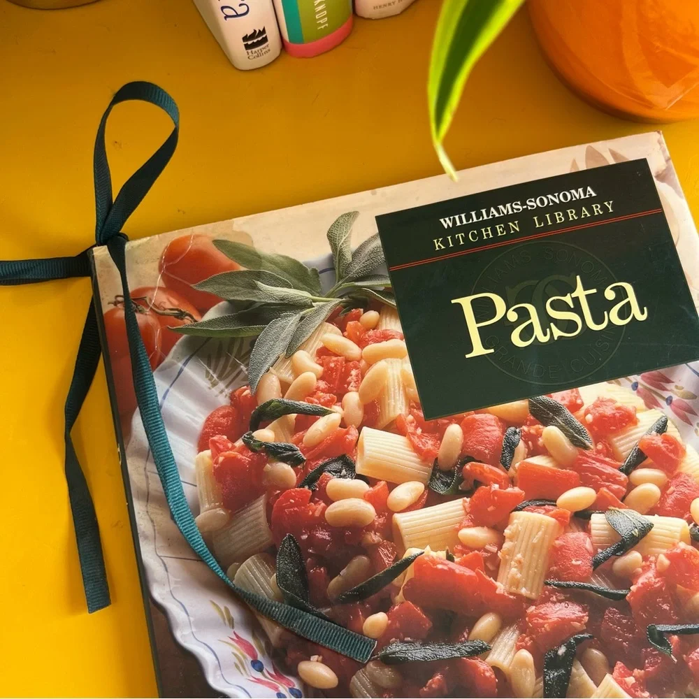 Vintage Retro 1990s Williams Sonoma Hardcover Pasta Cookbook
